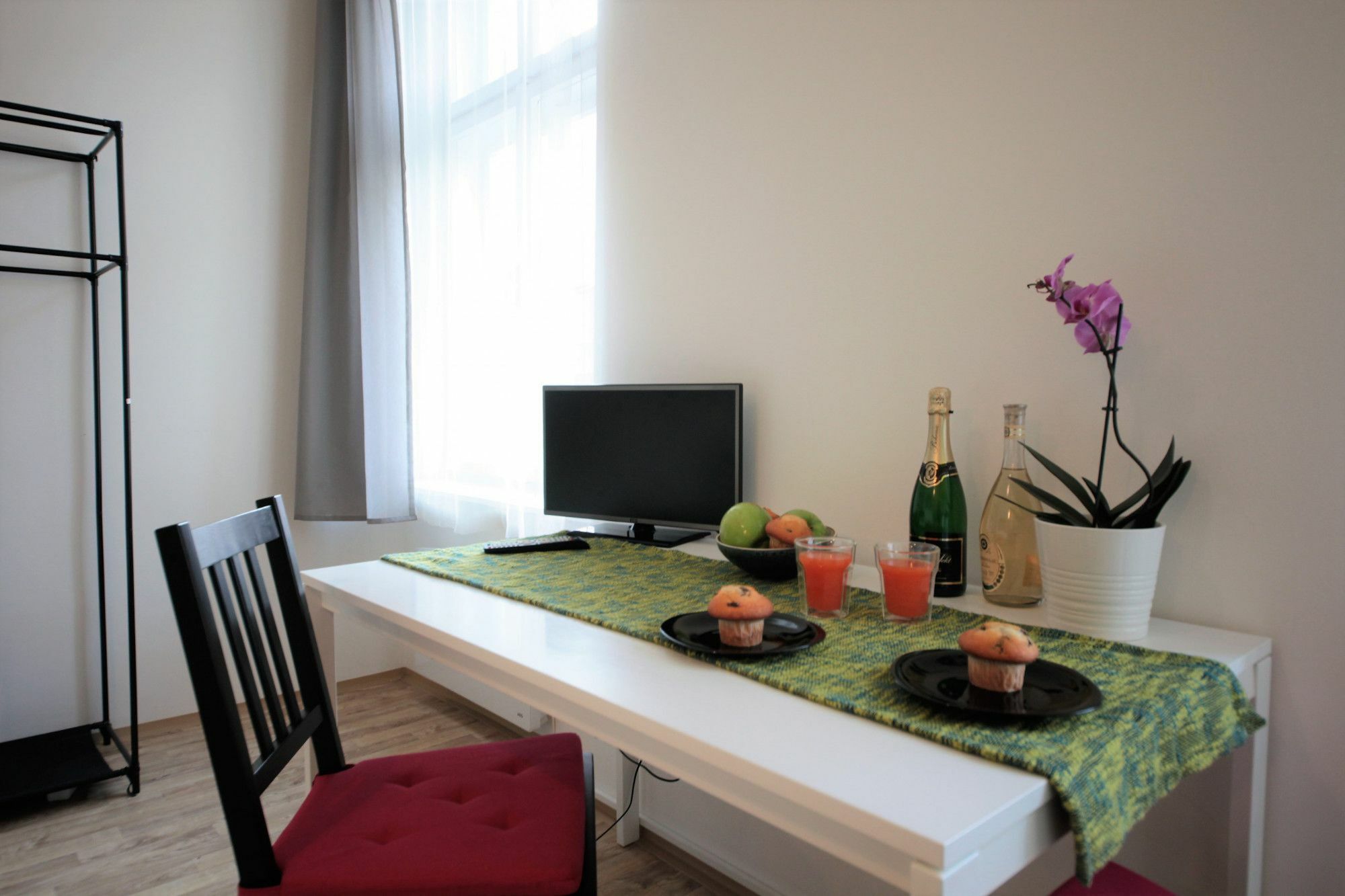 Residence Vita Nejedleho Прага Екстериор снимка
