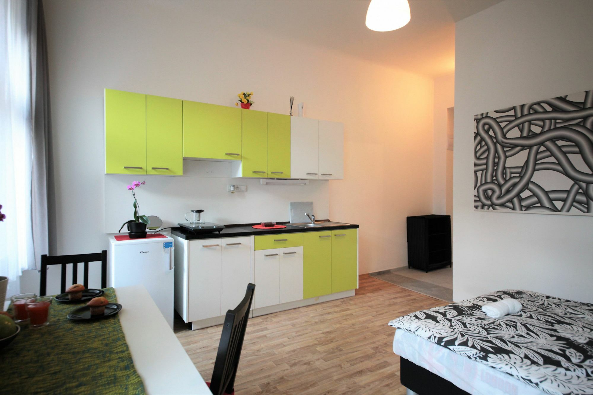 Residence Vita Nejedleho Прага Екстериор снимка